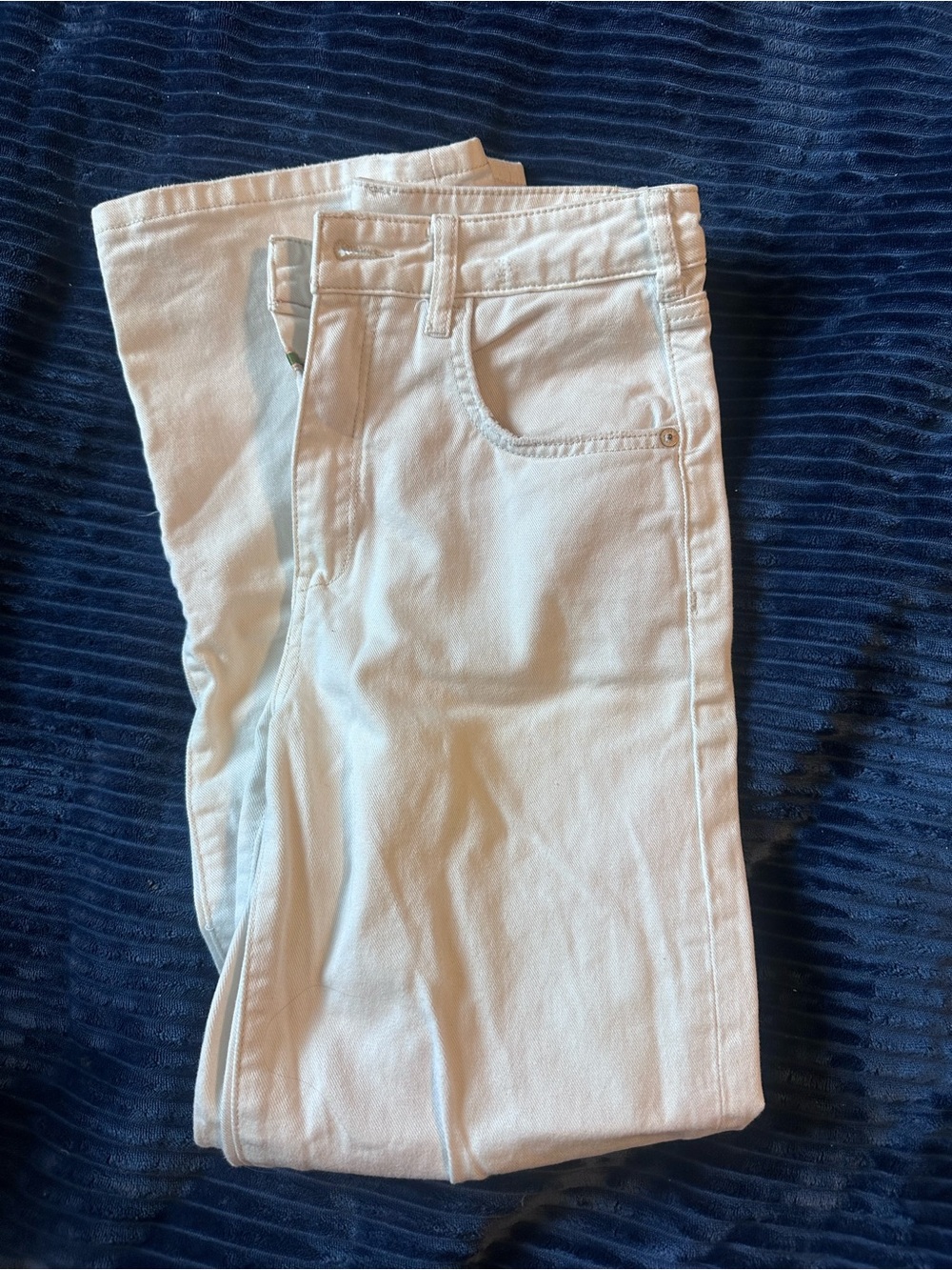 Women’s off White Slim-Fit Jeans